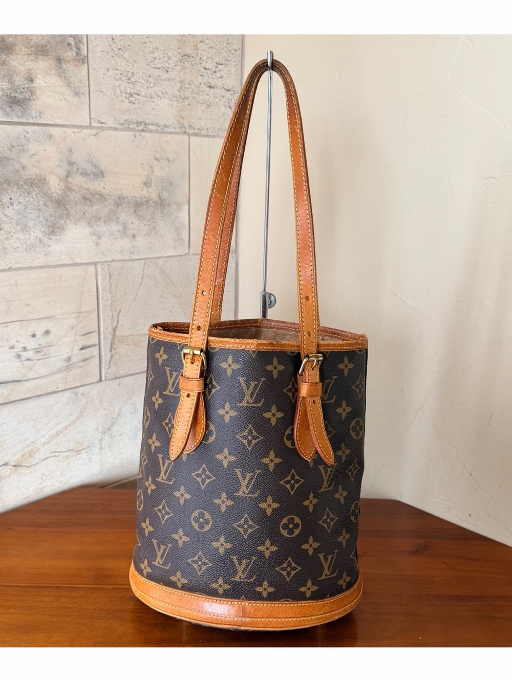 🧡CLASSIC🧡LOUIS VUITTON BUCKET PM SHOULDER BAG